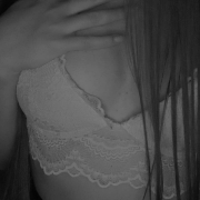 Elizabeth_Scott