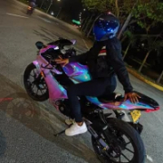 nikybroos