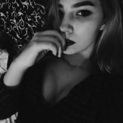 sohotbaby12