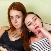 Alexa_and_Alice
