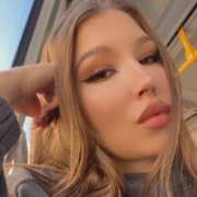 Eva_Chris