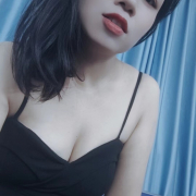 Leah-1