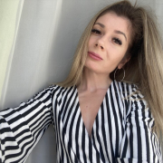 NinaLips