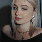 Lola_Belle