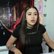 leah_jones17