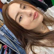 Nicolette-Jons