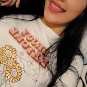 Vivian_blare