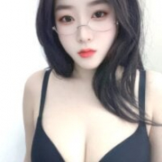 Emma880