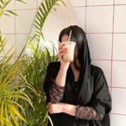 Candi_Oueen