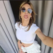 Lucy_Juicy_420