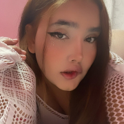valen_castro