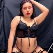 Hott_Crystal