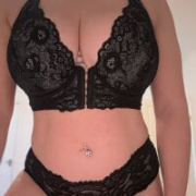 Wild-Curvy-Phoenix