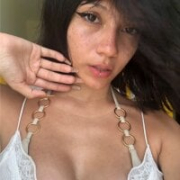 ChloePetite_0