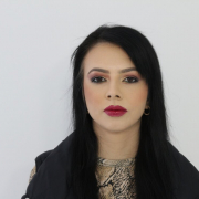 Lara_Amos