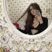 Nora_proadrick