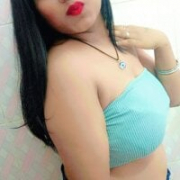 Kiara-Model