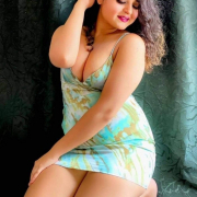 HOTQUEEN28