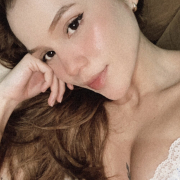 Alexandraaa1