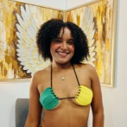 Aisha_Curl