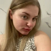 BellaKiss_