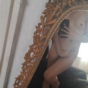 sexy_skinny_couple