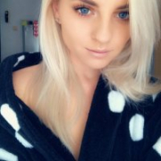 Anais77