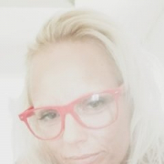1blondemilf4u