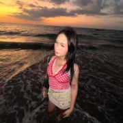 lovely_samina