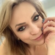 Tiffany_Bates