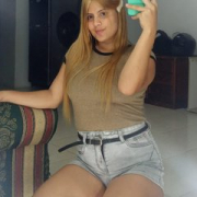 zoe-reyes