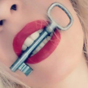 ReinaSloan