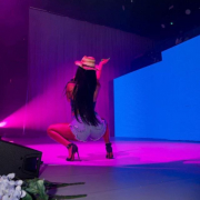 Sexy_shimmy