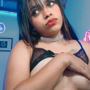 Stephanie01