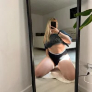 KiaraWolff