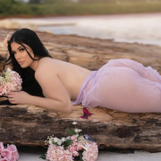 CashBrunette