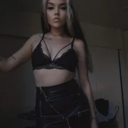 Yourdreamgirl_96