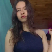 Vannia_t18