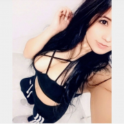 kylie_benz