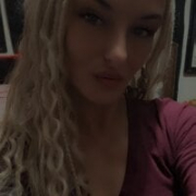 blondebarbiebae