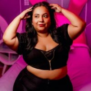 Casey_Curvy
