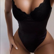 Bella_hot