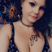 RoxanneHot94