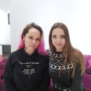 Famouschicks
