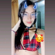 abril_hamilton