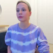mia_shake_