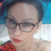 Nicolle49