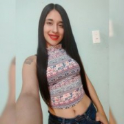 Zoee-hot