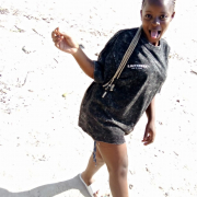 ameyyaa-