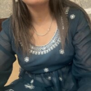 Pooja_queen003